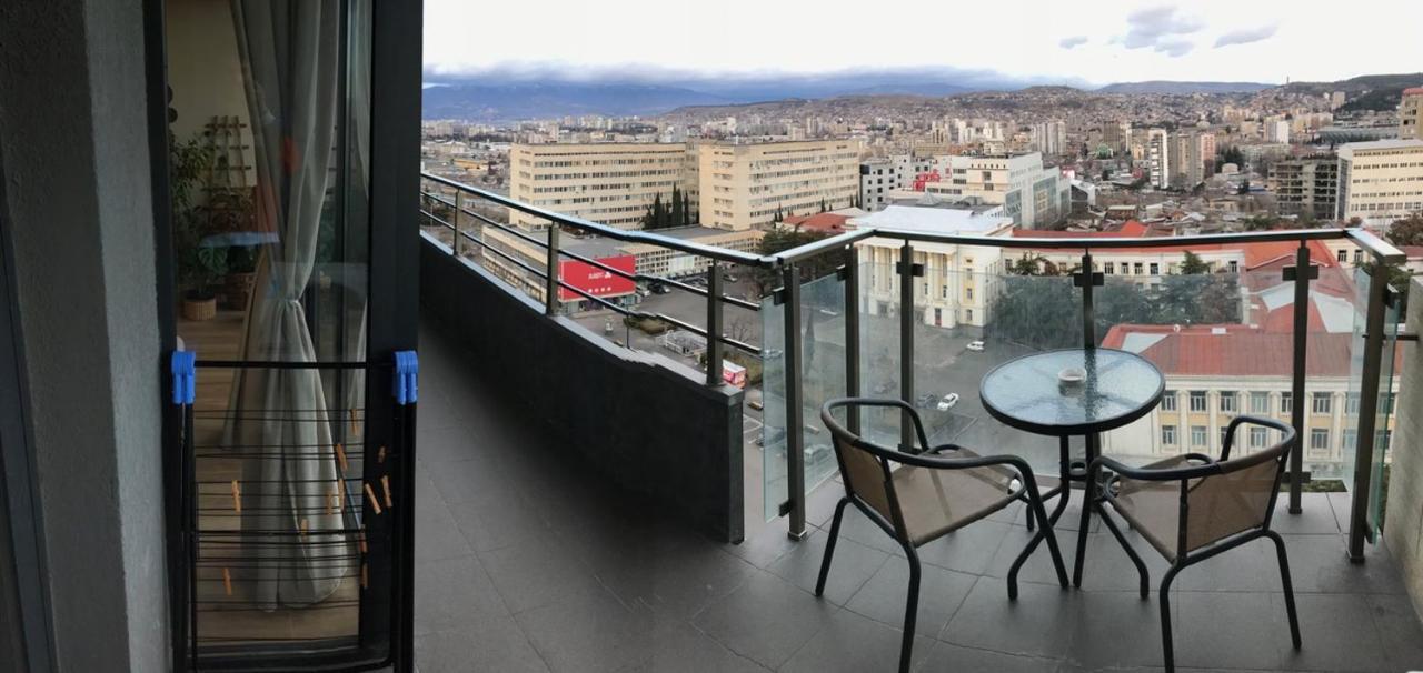 Ameri Plaza Green Apartments Tbilisi Esterno foto
