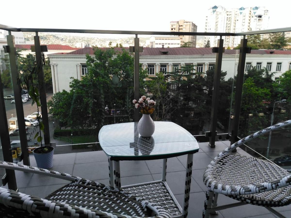 Ameri Plaza Green Apartments Tbilisi Esterno foto